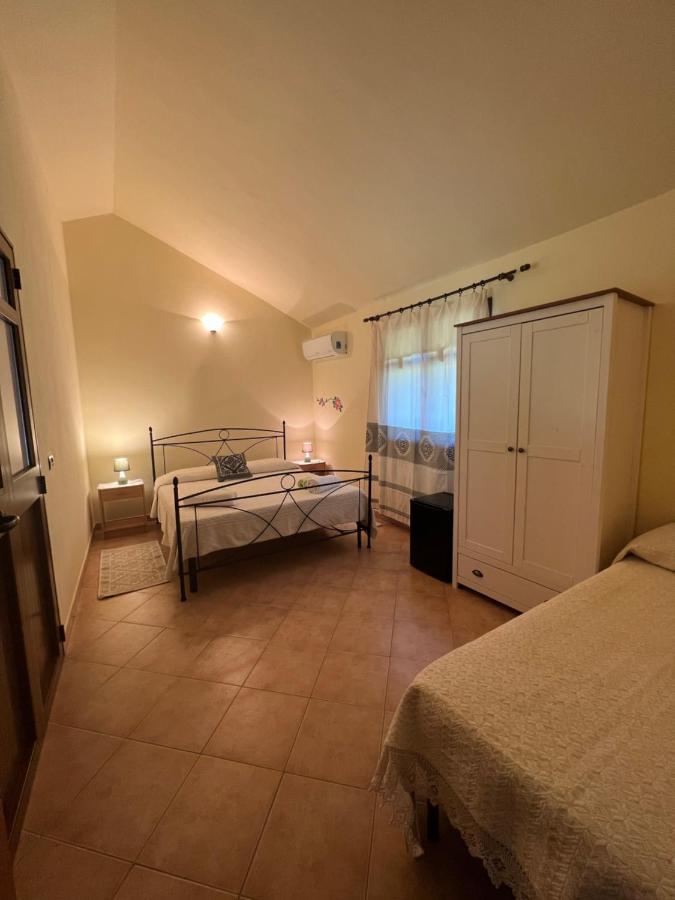 Agriturismo Su Barraccu Loceri Kültér fotó